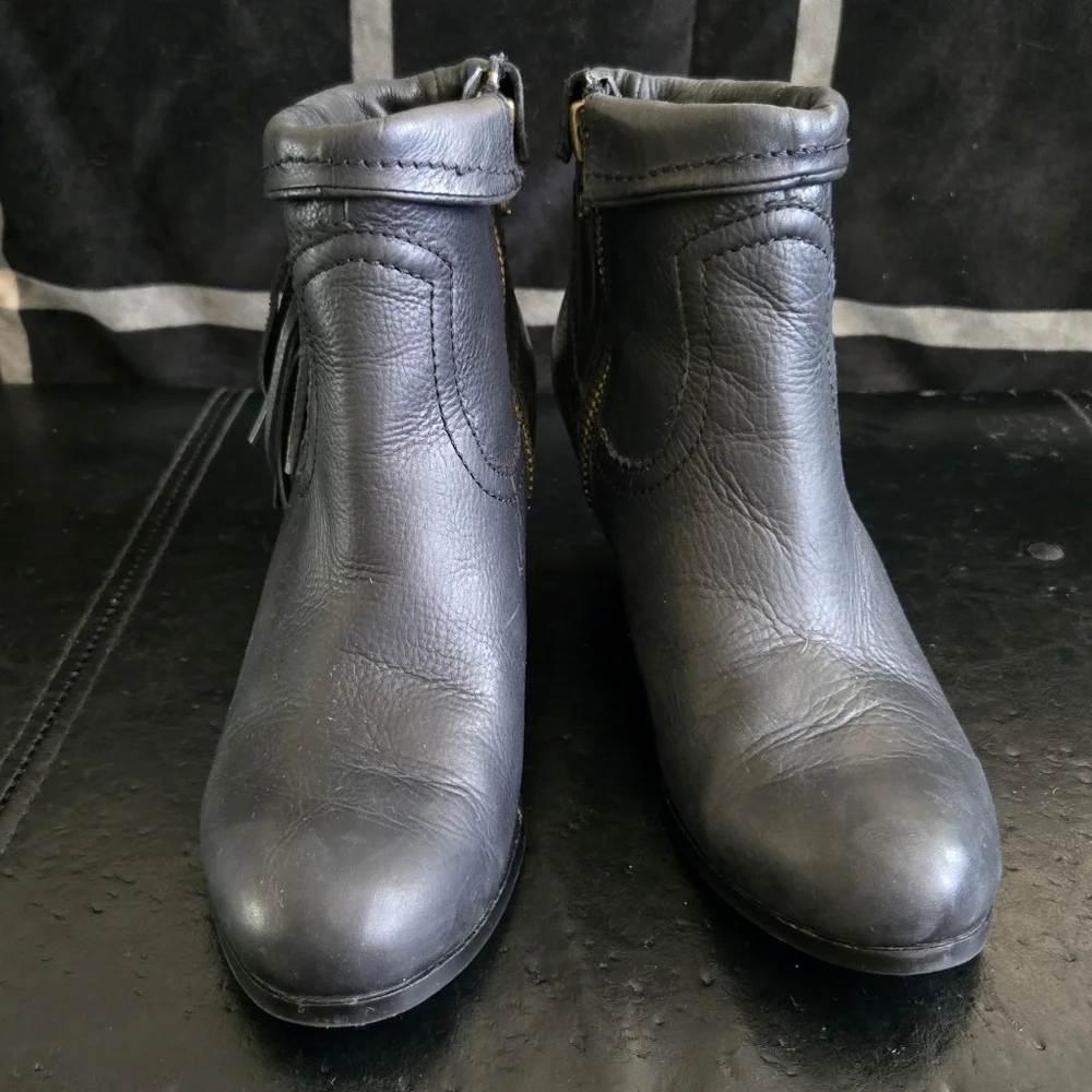 Sam Edelman step out